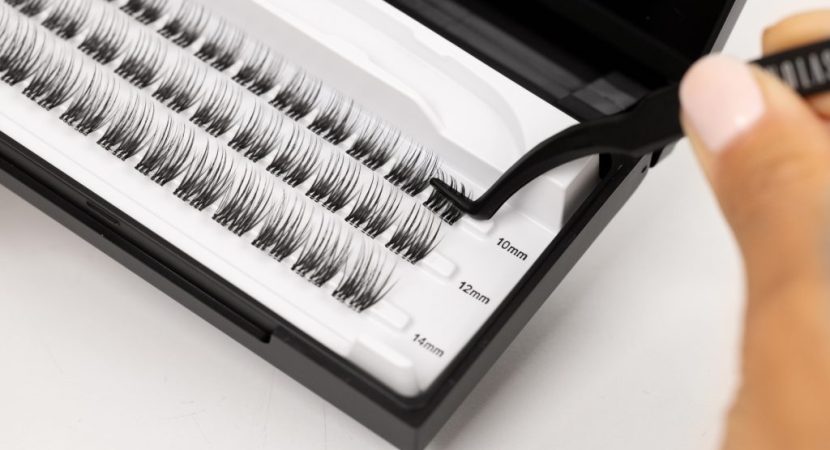 Selbstklebende Wimpern nanolash